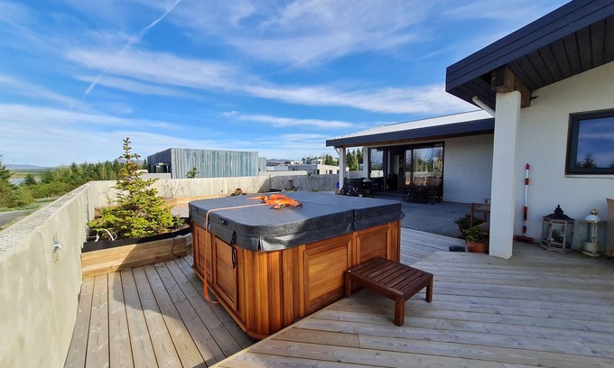 Kopavogur House | A House 15-20 Min From Reykjavik Center