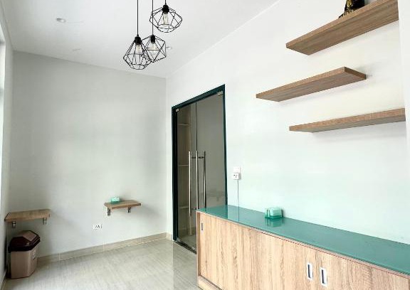Duong To Apartment | A house 5 bedroom 5 bathroom, kitchen, garage, near beach