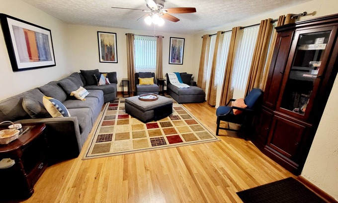 Columbus House | A LITTLE COUNTRY IN THE CITY