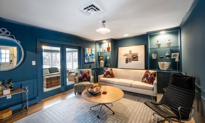 Rhinebeck House | A+ Location: Easy Access To Downtown & Outdoors