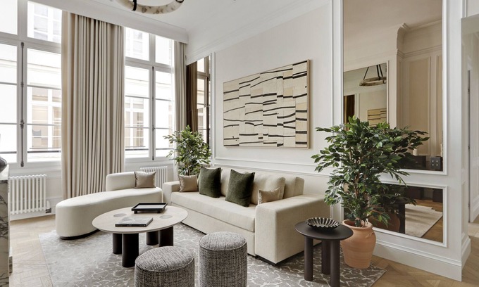 Paris City Center Apartment | A Luxurious 2-BR/2BA with Services in Louvre - Saint-Honoré