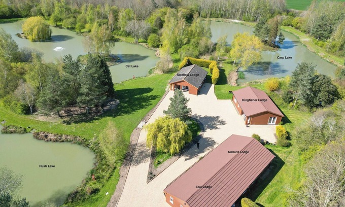 Grantham Cottage | A peaceful location for a relaxing break with excellent fishing to enjoy.