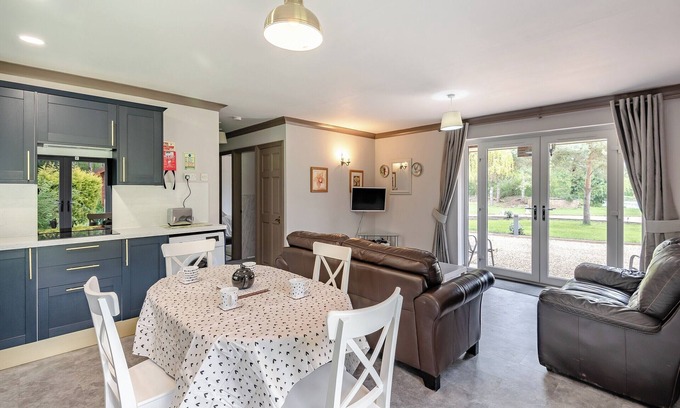 Grantham Cottage | A peaceful location for a relaxing break with excellent fishing to enjoy.
