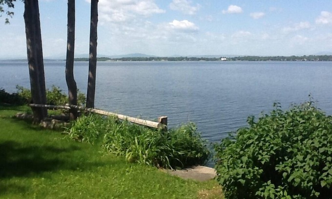 Grand Isle Cottage | A Perfect Lake Front Vacation Spot In Beautiful Grand Isle, Vermont