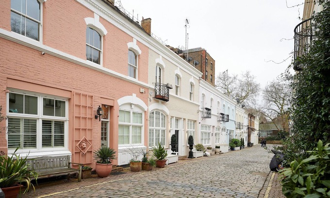 Knightsbridge House | A PERFECT TREASURE - KNIGHTSBRIDGE LUXURY MEWS APARTMENT