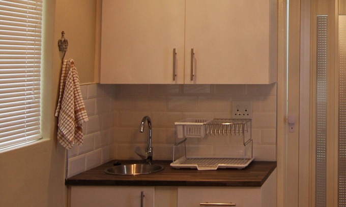 New Redruth Cottage | A private self catering cottage in quiet residential area