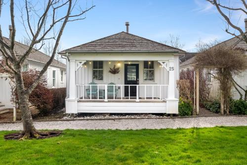 Seabrook House | A Swell Cottage by Seabrook Hospitality