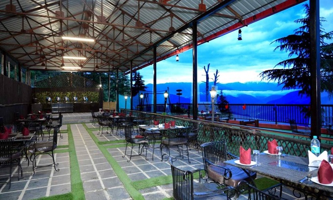 Khajjiar Hotel | Aanantham Country Resort