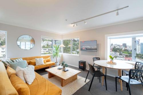 Te Aro Apartment | Abel St 2BR - Central Washer Dryer City Views