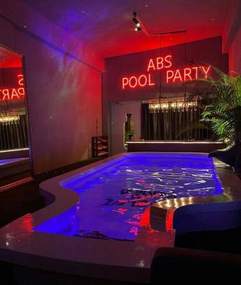 South Beach House | ABS Pool Condo