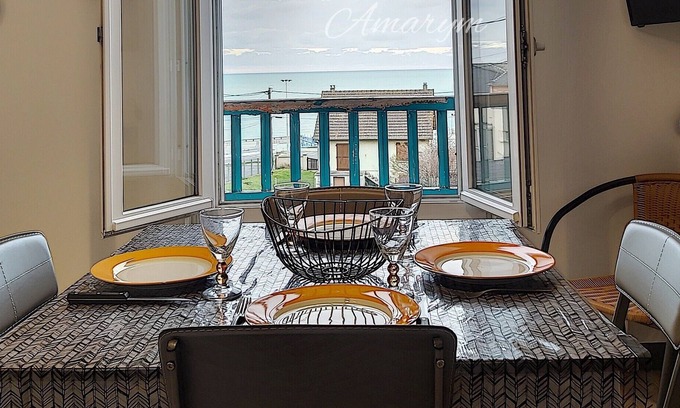 Woignarue Apartment | AC34 - La plage à pied