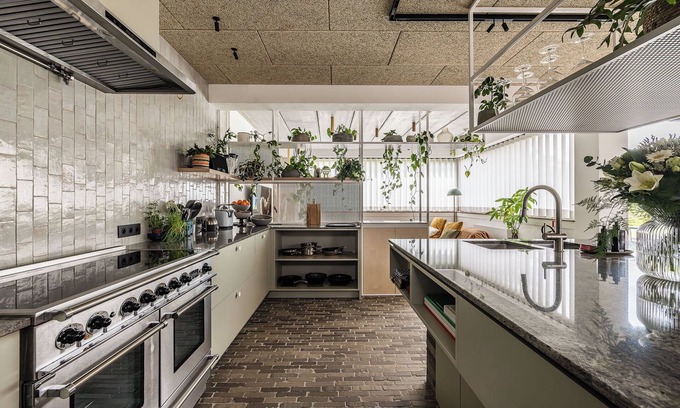 Evergem House | accommodation for expats, companies and groups close to Gent, Bruges, sea.