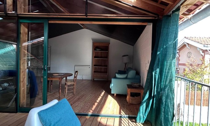 Fontaine-Bayonne-Cartoucherie Apartment | Accommodation with terrace