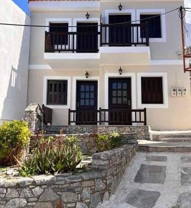 Kokkari Apartment | Achinos Apartments