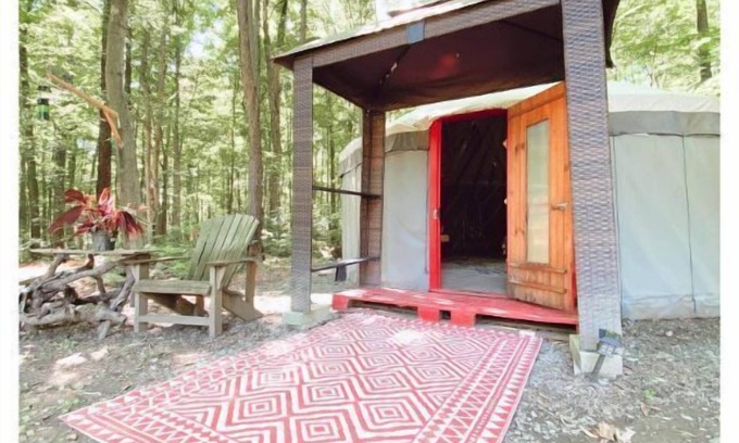 Rushville RV Rental | Achsah Mongolian Round Tent & Breakfast in Finger Lakes Wine Country region