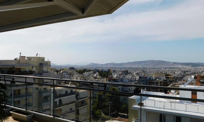 Nea Smirni Apartment | Acropolis 360