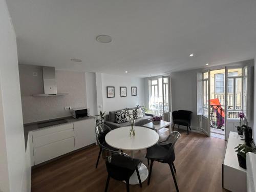 Pontedeume Apartment | Adiva Suite