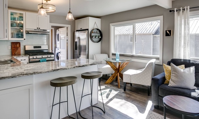 Durango House | Adorable Home 1 block from River & 5 min to Downtown.