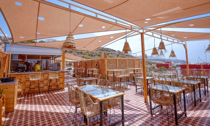 Imi Ouaddar Apartment | Adrar-Studio-Suite-Ensuite shower-No view