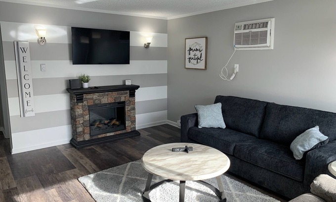 Holly Apartment | Adventure Acres- Suite A4