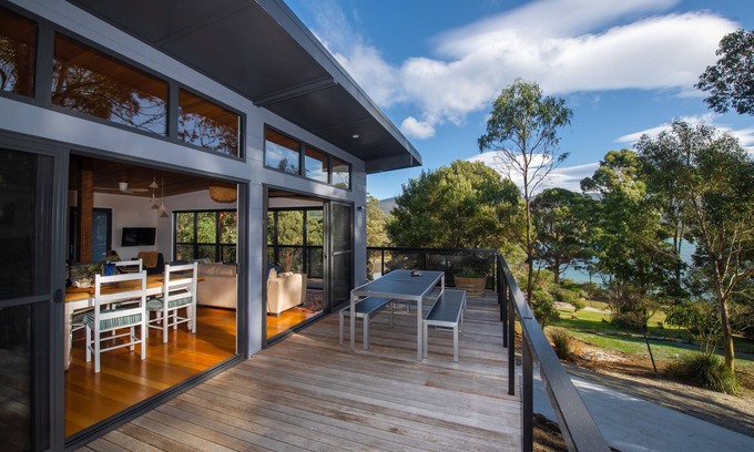 Adventure Bay House | Adventure Bay Beach House