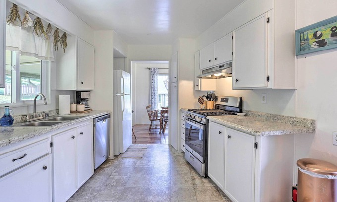 Squaw Valley House | Adventure Haven w/On-Site Fun: Near Sequoia!