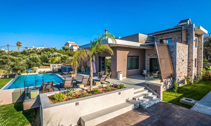 Daratsos Villa | Afroditi Seaview Luxury Villa, 3 minutes from the beach, Daratso Chania