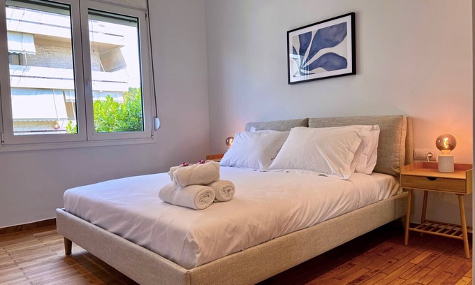 Nea Smirni Apartment | AgiasFoteinis20 · Nea Smirni Square chic apartme