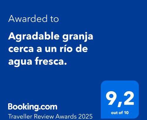 Cotundo Ski Chalet | Agradable granja cerca a un río de agua fresca.