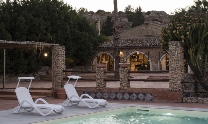 Campobello di Licata House | Agriturismo Baglio Làuria