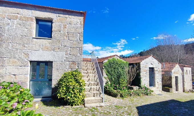 Mancelos Cottage | Agrotourism Quinta de Travancela | Lenha | Tranquillity
