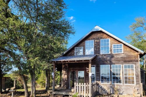 Groesbeck House | Aim Ranch