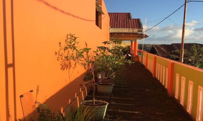 Ternate House | Aini Homestay Ternate