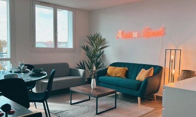 Colomiers Apartment | Air Arcade - 1 à 6 Personnes