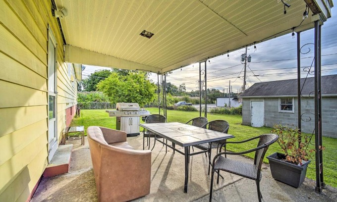 Newtonville House | Albany Home with Fenced Yard and Patio - Pets Welcome!