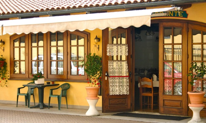 Castelnuovo don Bosco Hotel | Albergo Ciocca