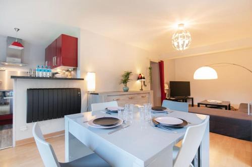 Saint-Jacques - Ripossiere Apartment | Alden Park - T3 Spacieux et Agréable