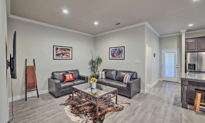 Parker County House | Aledo Home Covered Patio and Yard, Near Fort Worth!