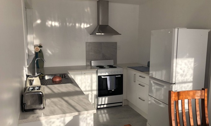 Auckland Hotel | Ali Motel