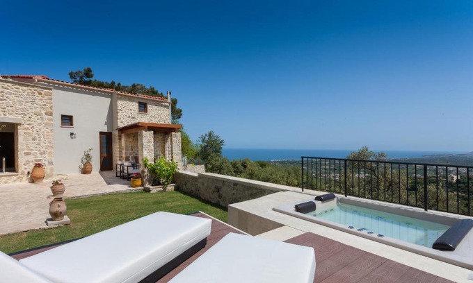 Maroulas Villa | Ali Vafi's Villa - Heated Jacuzzi & Indoor Pool