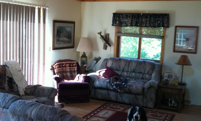 Felch Cabin | All Seasons CABIN Retreat