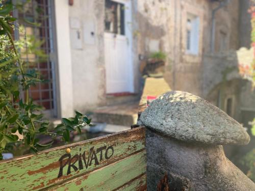 Calcata Historic Town Apartment | Alloggio turistico Anna Trivella Hagakure Calcata