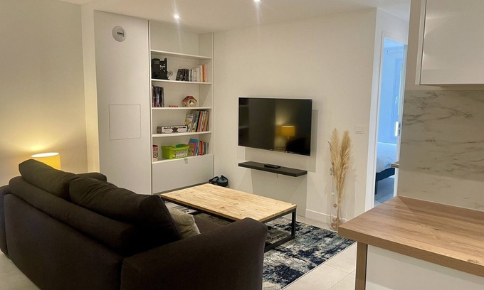 Magny-le-Hongre Apartment | Alma Square By Plaza - Near Disneyland Paris