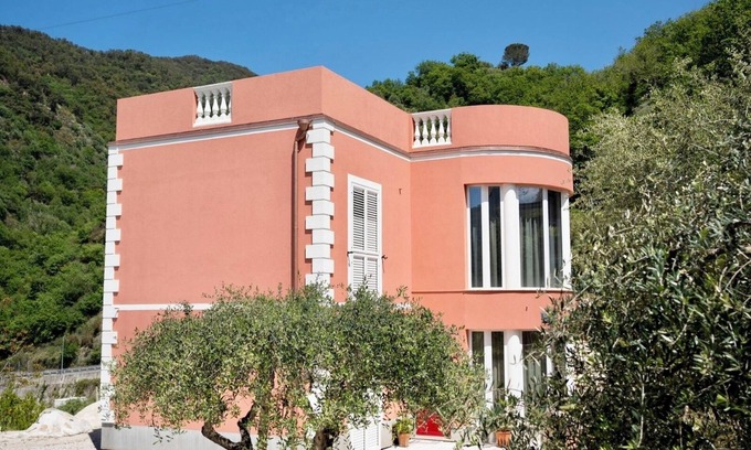 Sant'Angelo di Brolo Apartment | ALMA TOURISM APARTMENT, with swimming pool 15 minutes from the sea