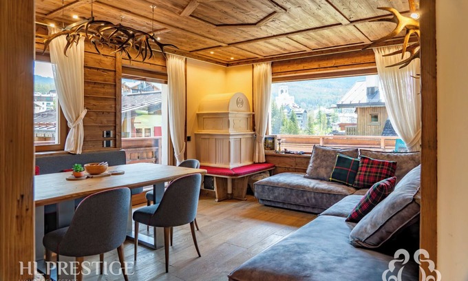 Cortina d'Ampezzo Historic Centre Apartment | Alpenglow Cortina: where luxury becomes emotion