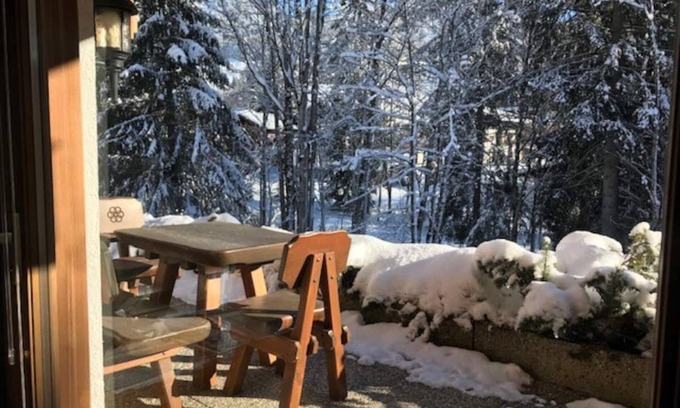 Hinterthal Apartment | 'Alpenruhe' beautiful, sunny 2-bedroom flat in Hinterthal