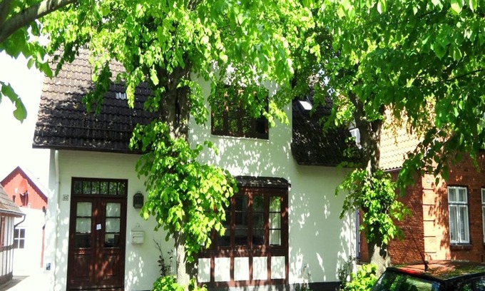 Arnis House | Altes Kapitänshaus