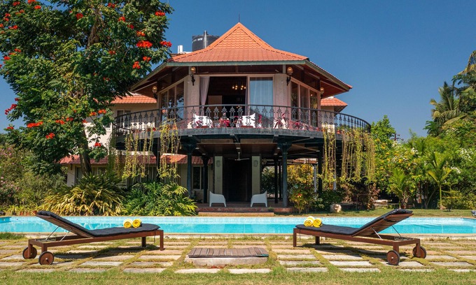 Kashid Villa | Amã Stays & Trails Skyfall, Kashid