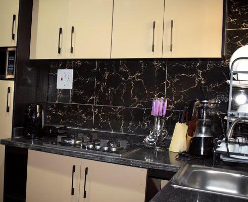 Jimeta Apartment | Amangee Luxury Apartments