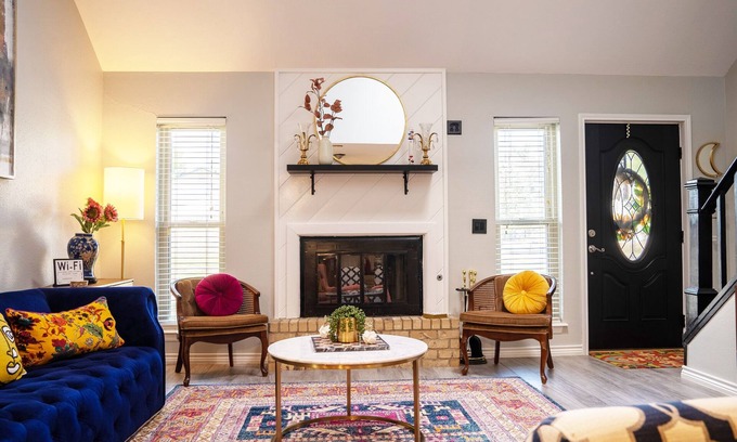 Amarillo House | Amarillo Home >3BR/2BA, RV space, garage, yard, fireplace, fire pit.